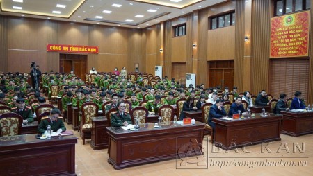 🧳 Biết ơn cha mẹ là sự khởi đầu trưởng thành